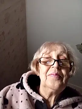 Anatolia5961's cam snapshot