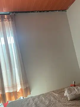 selenaln's cam snapshot