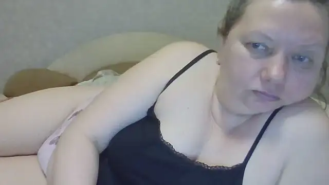 Lusi-777 live sex cam