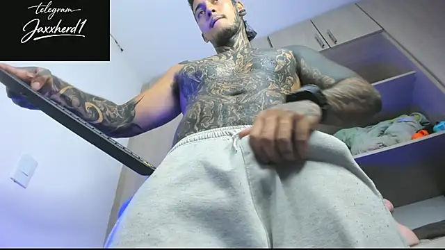 JAXXXONHERD live sex cam
