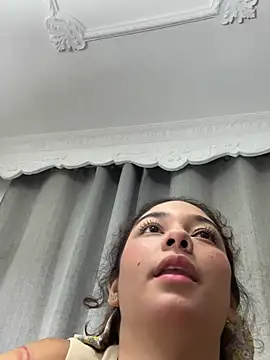 lana_rousse01's cam snapshot