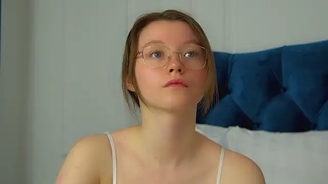 KeiraAsti's cam snapshot