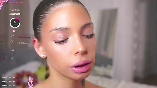 LoisKeedah live sex cam