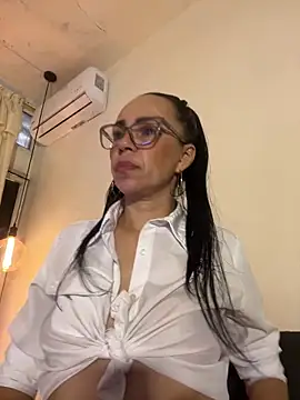 sofi_love3's cam snapshot