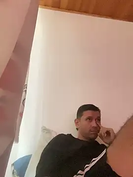 Michaell_Spinelly's cam snapshot