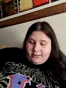 TUWACHA7777's cam snapshot