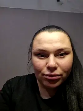 9Alice's cam snapshot