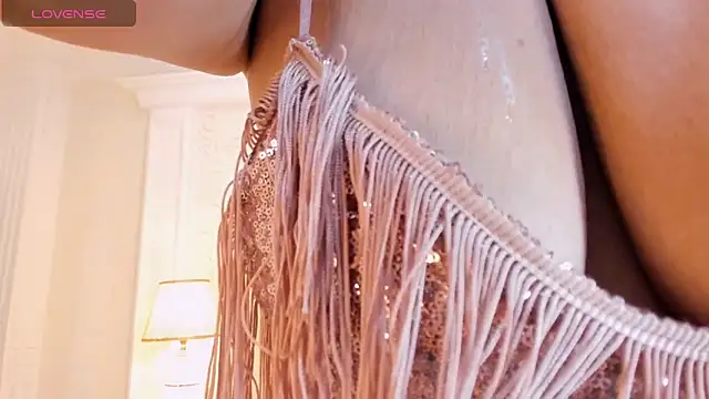 IvannaClaire live sex cam