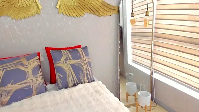 EmmaFerrary's cam snapshot