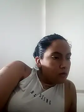 phoop_lilaa live sex cam