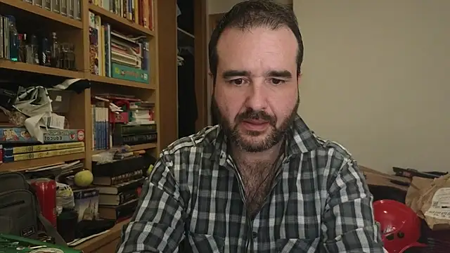 curiosillo83 live sex cam