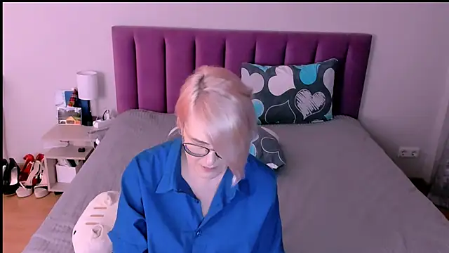 sabrinamacmarren's cam snapshot