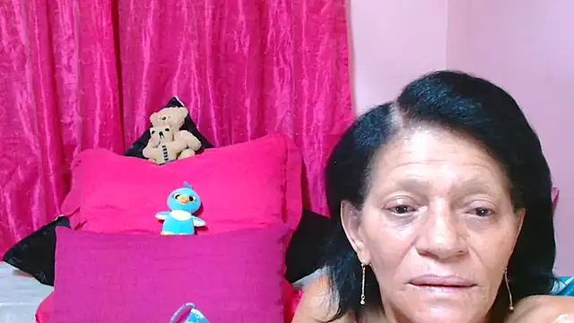 SLUTTYROXY's cam snapshot