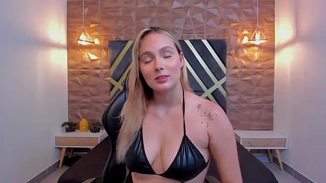 Emmaa_white_'s cam snapshot