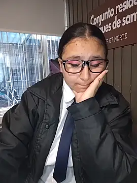 Cute_Penelope live sex cam