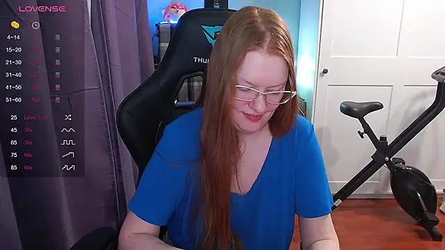 Lady_Inari's cam snapshot