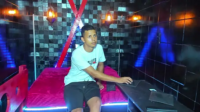 AnyAndDimitry's cam snapshot