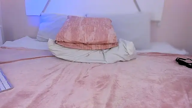 isabellashine's cam snapshot