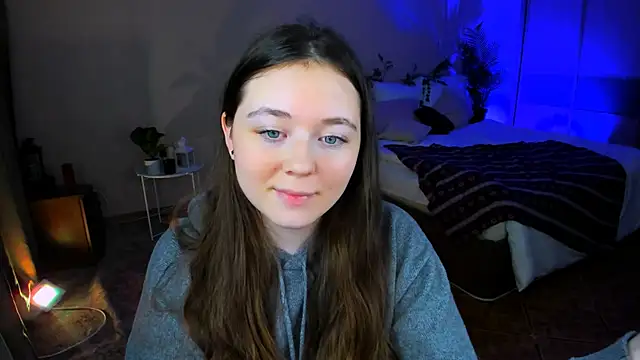 AlluringLookk's cam snapshot