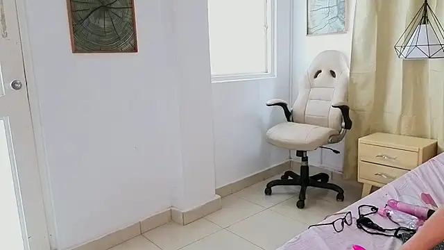 scarlettjohnson_'s cam snapshot