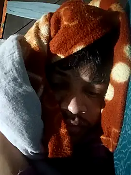 MilfLoverBoy2K25's cam snapshot