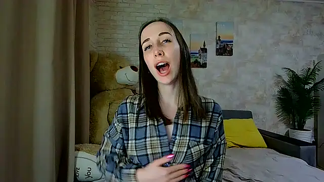 Anika_bloom's cam snapshot