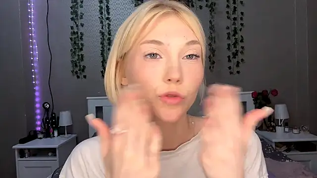 LlsabethHaze's cam snapshot