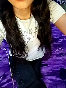 x_chaht's cam snapshot