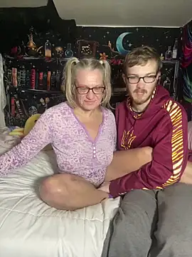 TrenaAnne's cam snapshot