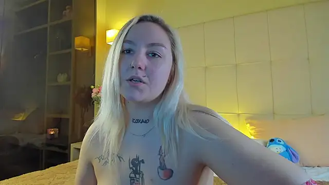 Debbie_Taylor's cam snapshot