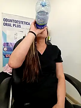 Madisson-04_'s cam snapshot