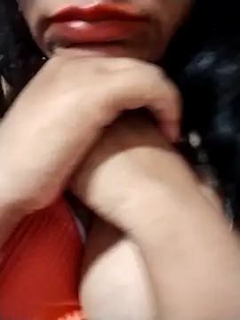 tharu_sweet's cam snapshot