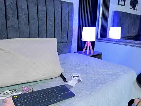 bliinkii_and_luka_'s cam snapshot