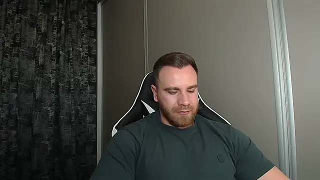 Thori92 live sex cam