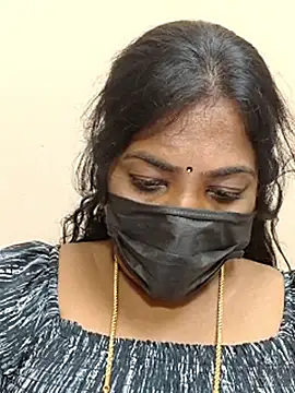 Tamil_Mithra's cam snapshot