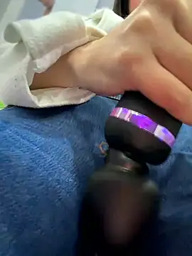 CHARLOTTE__05's cam snapshot