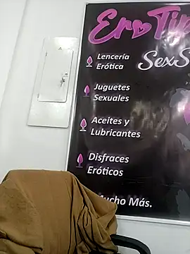 MILA__06's cam snapshot