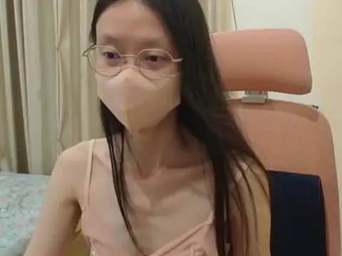 Lil-Cherries's cam snapshot