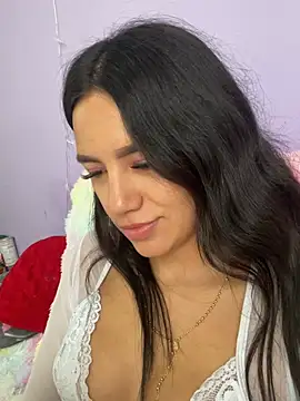 Marianahb-e's cam snapshot