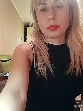 SelinaLovqx's cam snapshot