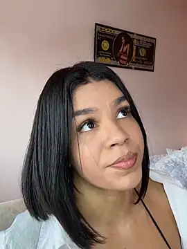 emmyy_grantt's cam snapshot