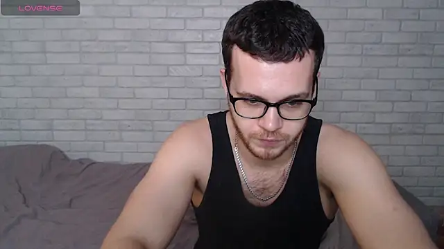 Alexxx_horny's cam snapshot