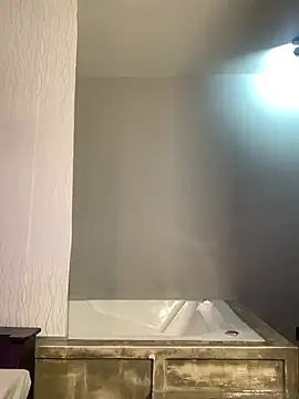 maaluh's cam snapshot