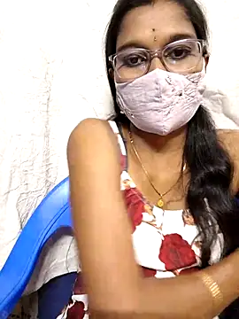 Nithya_Nith's cam snapshot