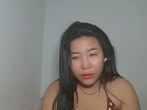 Zyeiii's cam snapshot