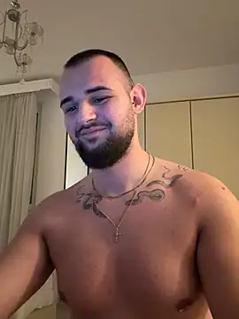 LunaFoxTip live sex cam