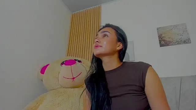 little_emiily_'s cam snapshot