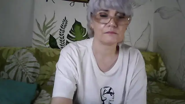 Catty_Lady's cam snapshot