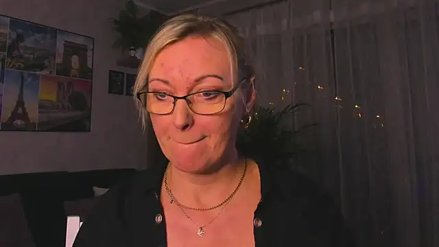 vanessa_chat's cam snapshot