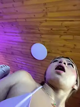 Isabella18_pink's cam snapshot